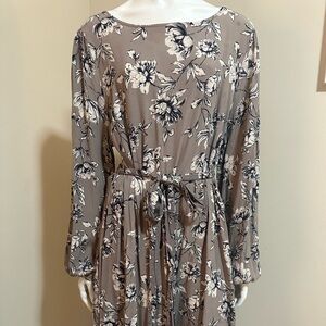 Forever 21+ Grey Floral Dress